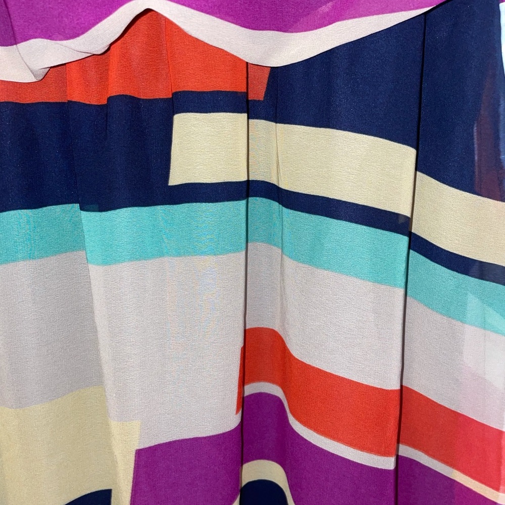 Colorblock Dress - Picture 2 of 7